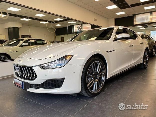 Usata Maserati Ghibli GranLusso 275 CV (202 kW) 2017 Bianco Berlina