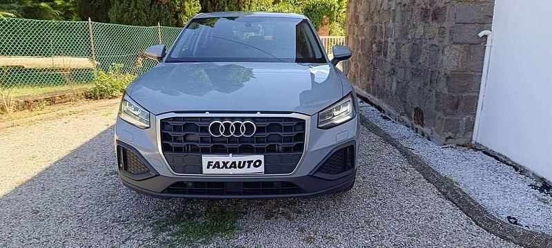 Grigio Usata 2022 Audi Q2 Business SUV | 19.500 € (Super prezzo) - Immagine 1/4