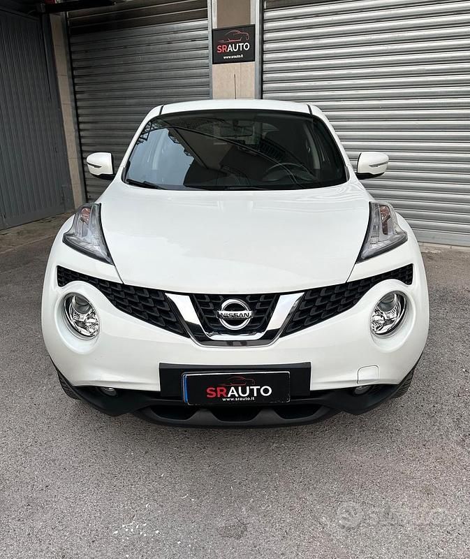 Usata Nissan Juke Acenta 110 CV (80 kW) 2017 Bianco SUV