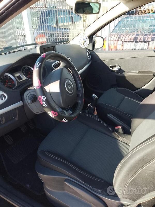 Usata Renault Clio IV 58 CV (42 kW) 2012 Utilitaria