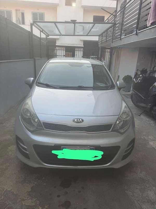 Usata Kia Rio 83 CV (61 kW) 2016 Berlina