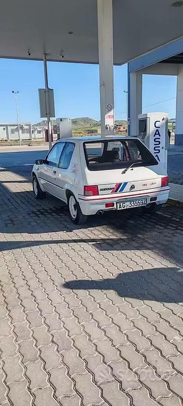 Usata Peugeot 205 101 CV (74 kW) 1990 Bianco Utilitaria
