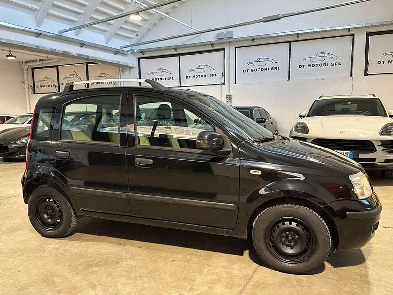 Nero Usata 2010 Fiat Panda Tre volumi | 2990 € (Ottimo prezzo) - Immagine 1/4