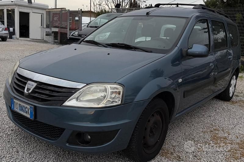 Usata Dacia Logan MCV Lauréate 84 CV (61 kW) 2009 Blu Station wagon