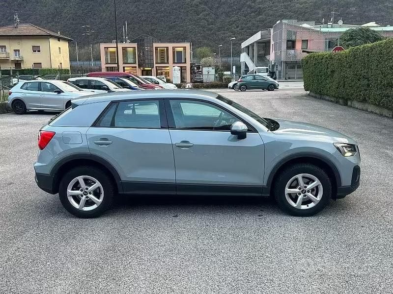 Usata Audi Q2 Ambiente 150 CV (110 kW) 2022 Grigio SUV