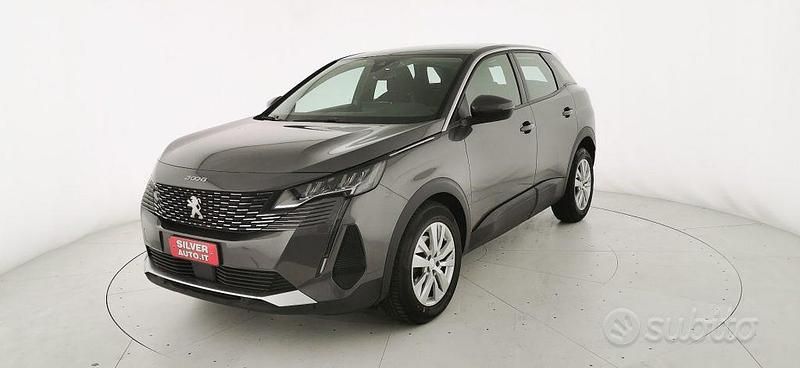 Usata Peugeot 3008 Business-Line 131 CV (96 kW) 2021 Grigio metallizzato SUV