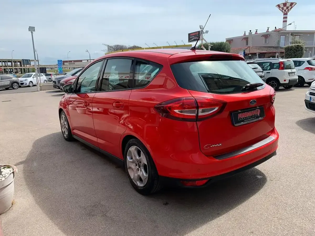 Usata Ford C-MAX Titanium 120 CV (88 kW) 2016 Rosso Monovolume