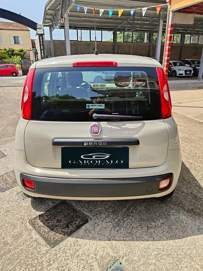 Usata Fiat Panda Lounge 69 CV (50 kW) 2016 Beige Utilitaria