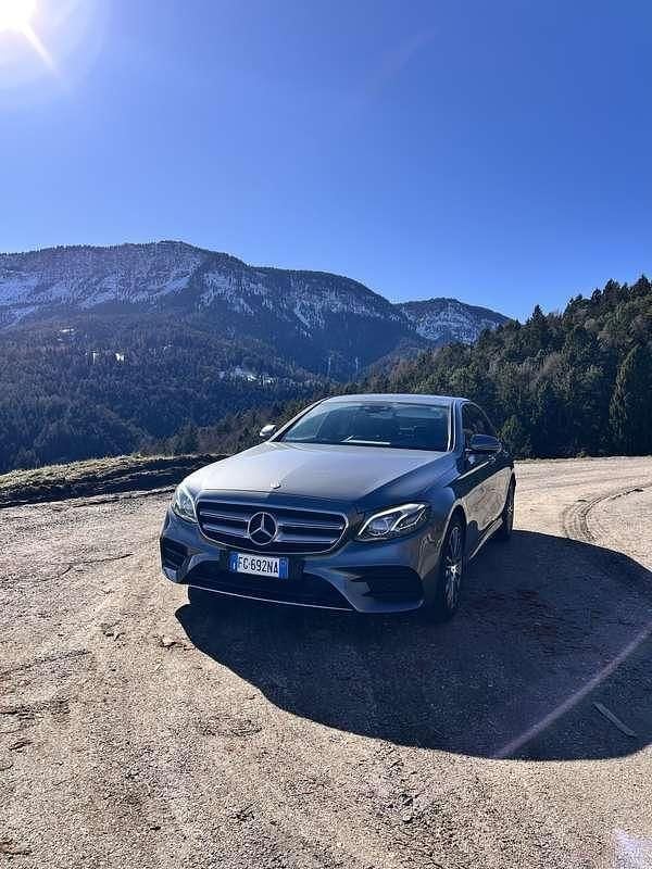 Usata Mercedes E350 AMG line 258 CV (189 kW) 2017 Berlina
