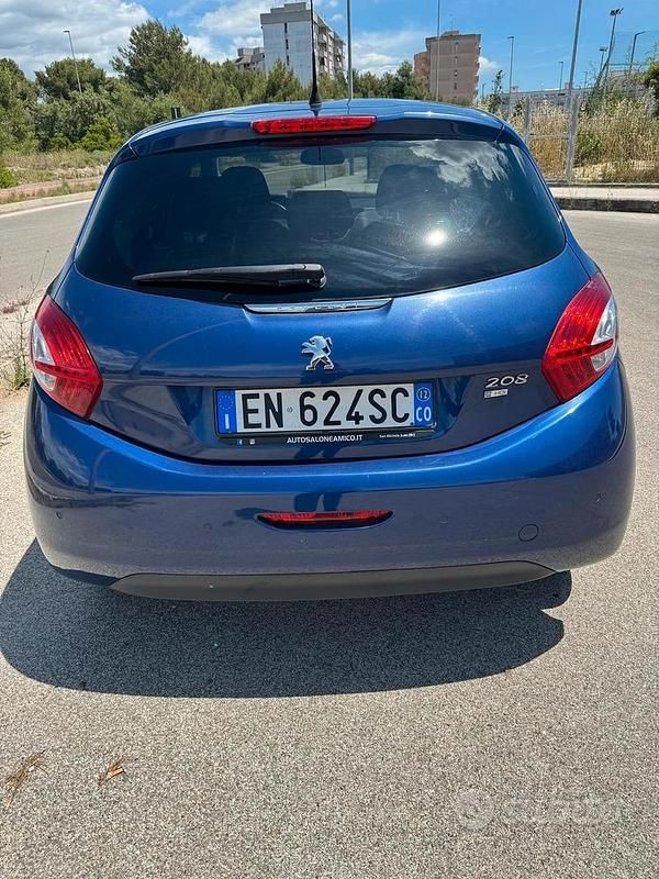 Usata Peugeot 208 Allure 2012 Blu Utilitaria