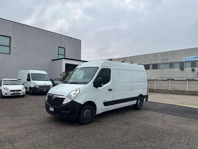 Usata Opel Movano 110 CV (80 kW) 2015 Bianco Monovolume