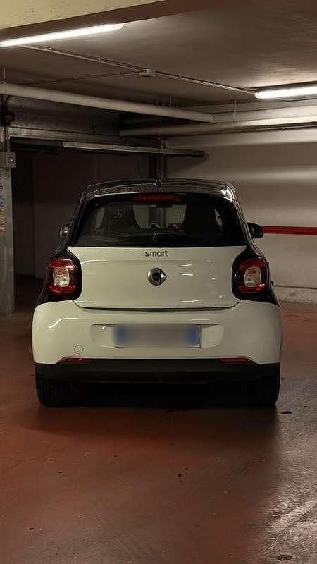 Usata Smart ForFour 71 CV (52 kW) 2018 Utilitaria