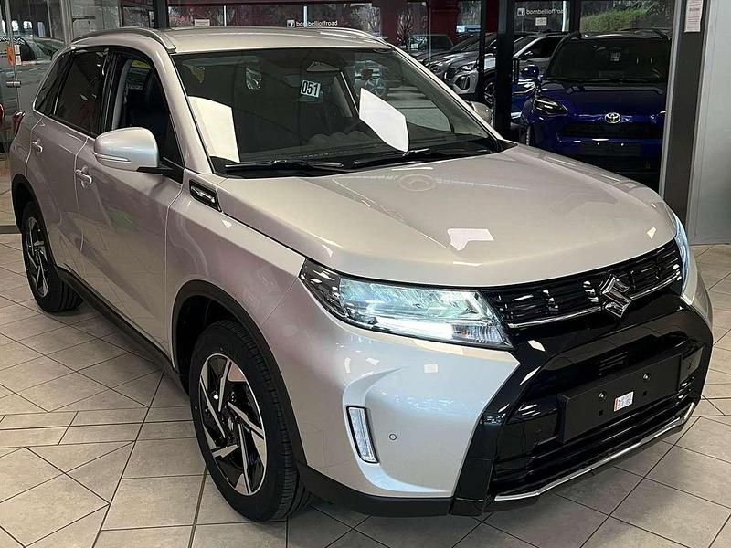 Nuova Suzuki Vitara 110 CV (80 kW) 2026 Argento SUV
