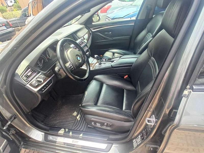 Begagnad BMW 530 Luxury Line 258 HK (189 kW) 2014 Grå Kombi