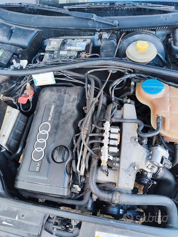 Usata Audi A4 1997 Blu Station wagon