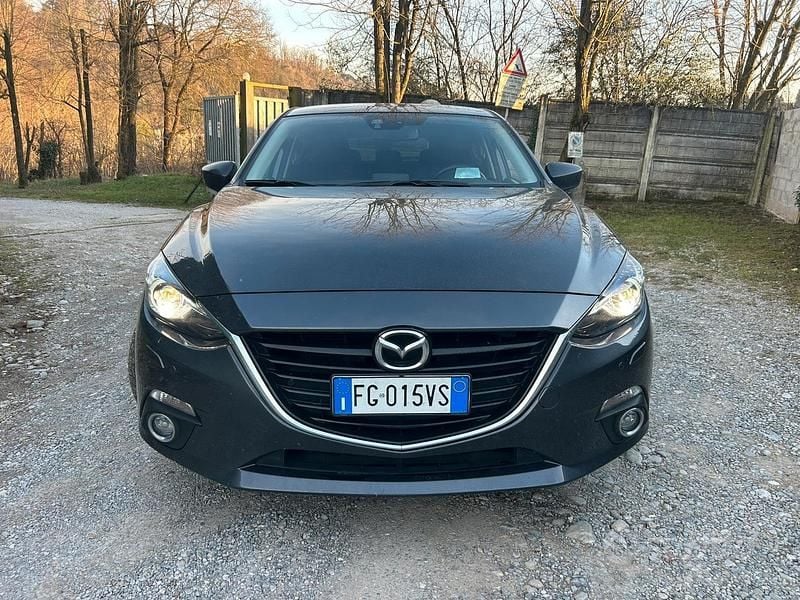 Usata Mazda 3 105 CV (77 kW) 2017 Grigio Berlina