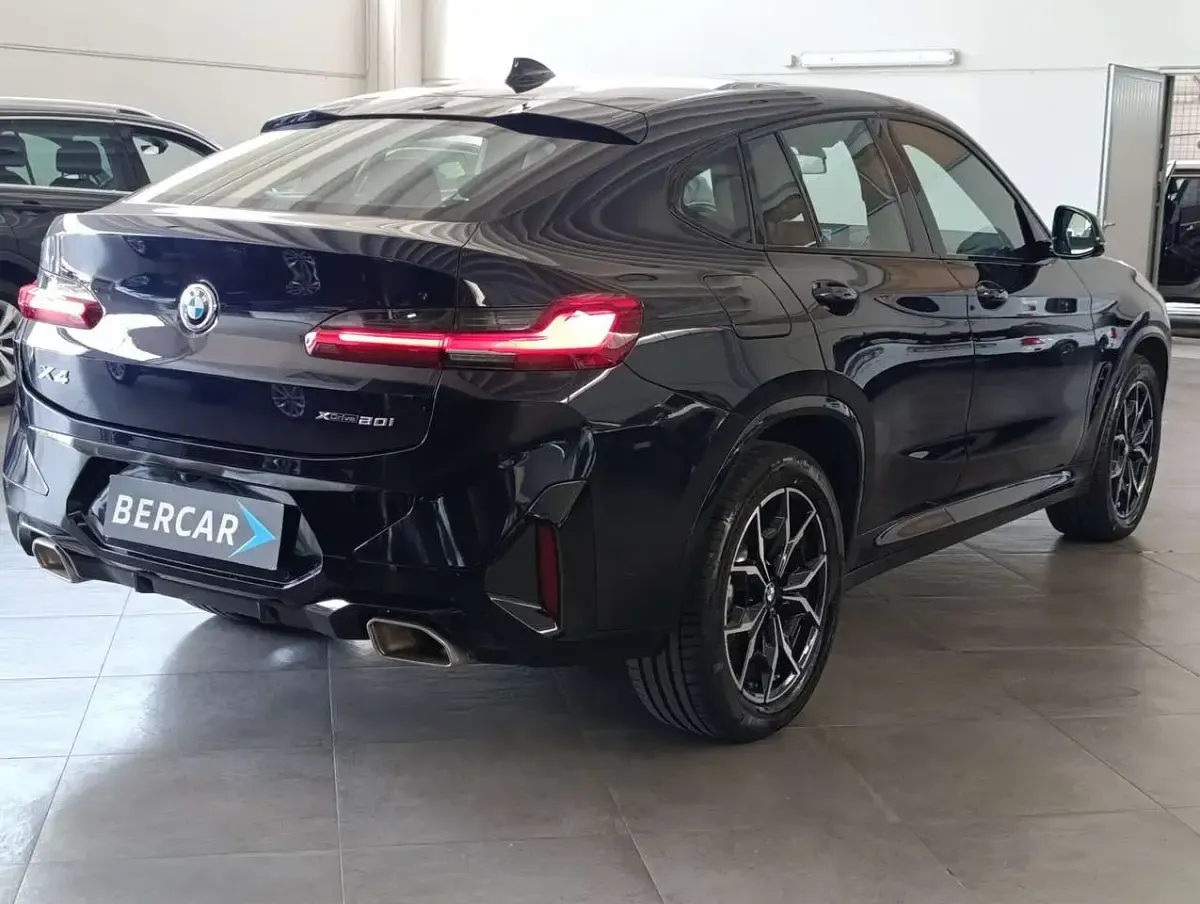 Usata BMW X4 M Sport 184 CV (135 kW) 2024 Nero SUV