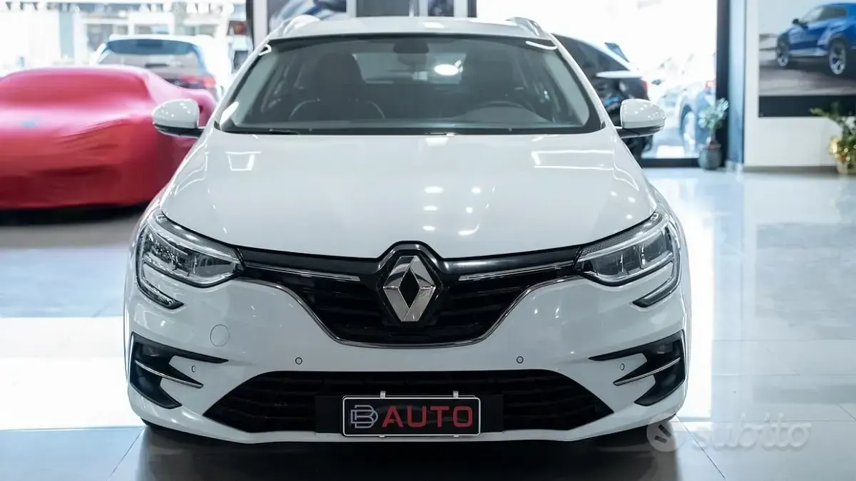 Usata Renault Mégane GrandTour 116 CV (85 kW) 2023 Bianco Station wagon