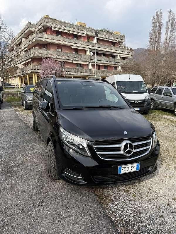 Usata Mercedes V220 Avantgarde 163 CV (119 kW) 2017 Nero Monovolume
