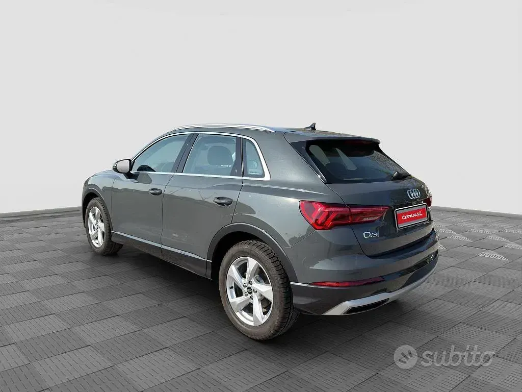 Usata Audi Q3 Advanced 150 CV (110 kW) 2022 Grigio SUV