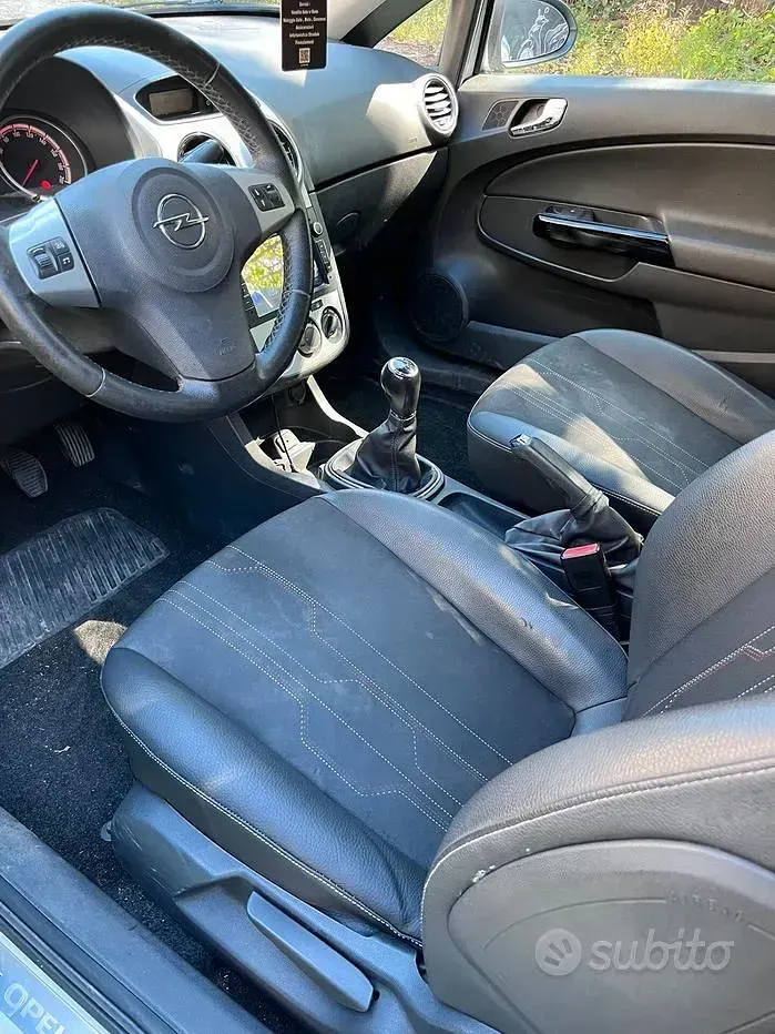 Usata Opel Corsa 86 CV (63 kW) 2012 Bianco Utilitaria