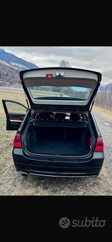 Usata BMW 320 M Sport 177 CV (130 kW) 2008 Nero Station wagon