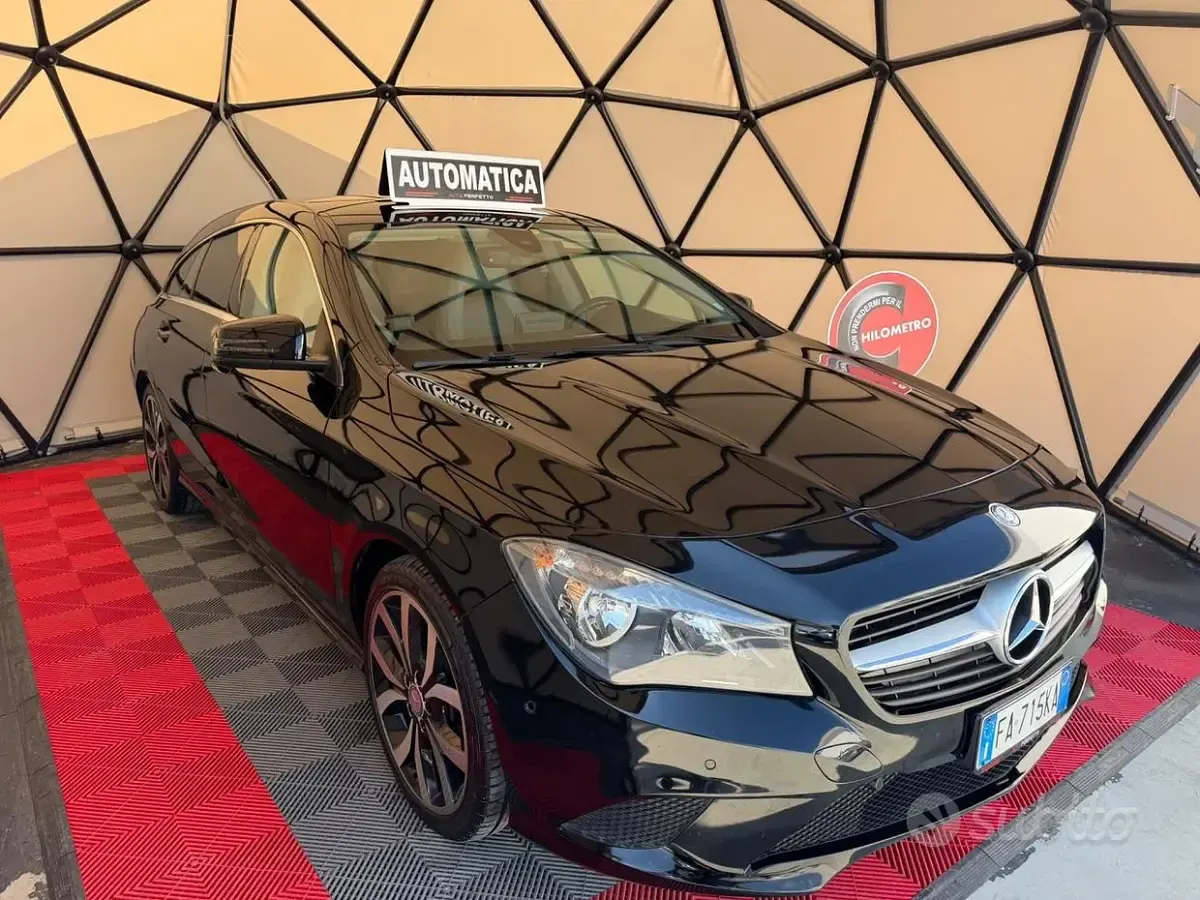 Usata Mercedes CLA200 Executive 136 CV (100 kW) 2015 Nero Station wagon
