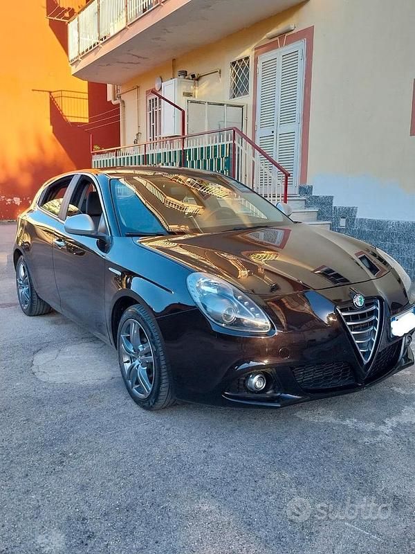 Usata Alfa Romeo Giulietta 105 CV (77 kW) 2014 Nero Utilitaria