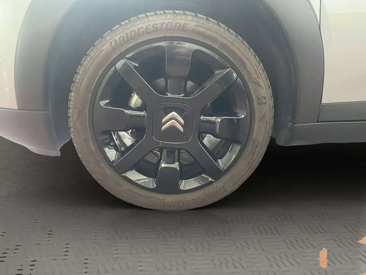 Usata Citroën C4 Origins 110 CV (80 kW) 2018 Grigio SUV