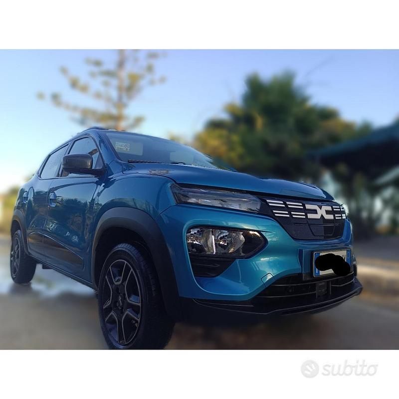 Blu Usata 2023 Dacia Spring Due volumi | 10.000 € (Buon prezzo) - Immagine 1/4