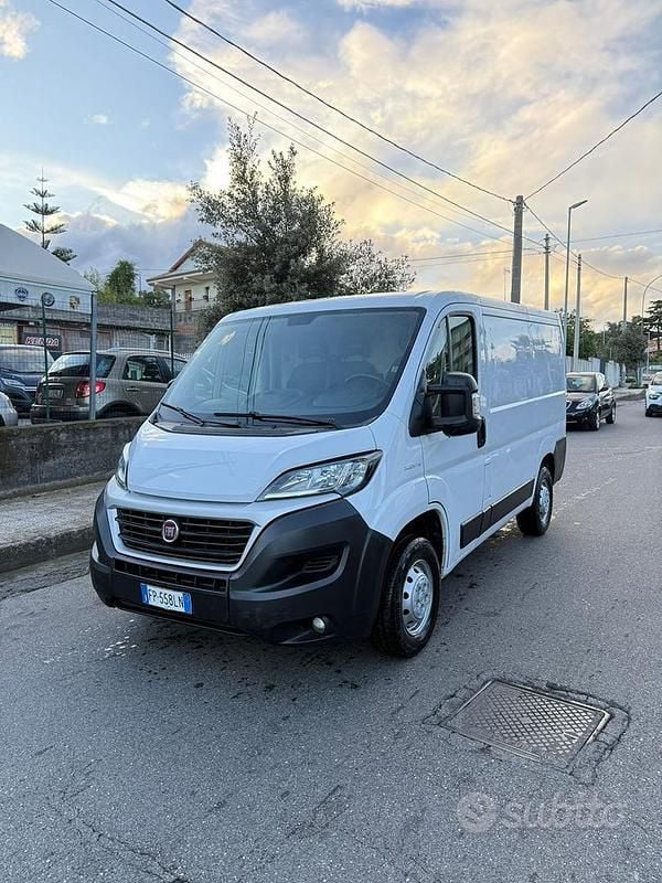 Bianco Usata 2018 Fiat Ducato Furgone | 10.900 € (Buon prezzo) - Immagine 1/4