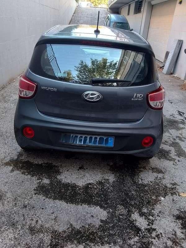 Usata Hyundai i10 65 CV (47 kW) 2020 Grigio Utilitaria