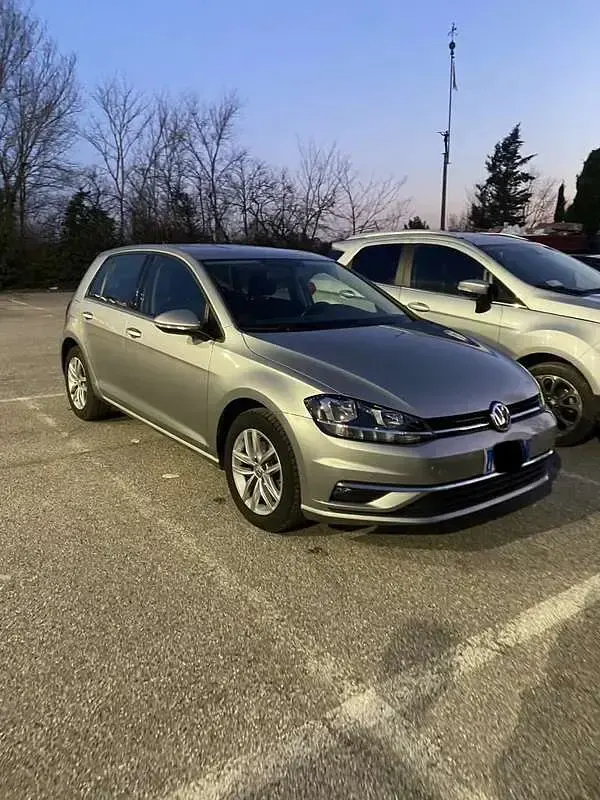 Usata VW Golf VIII Comfortline 129 CV (94 kW) 2021 Monovolume