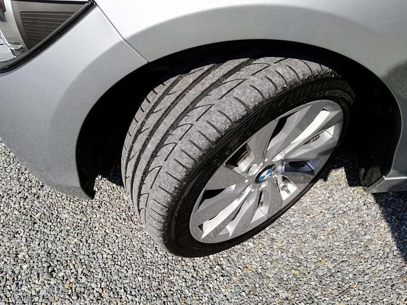Usata BMW 116 Sport Line 116 CV (85 kW) 2014 Argento Utilitaria