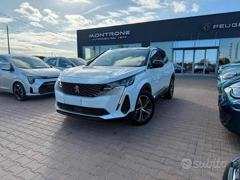 Usata Peugeot 3008 Allure 176 CV (129 kW) 2021 Bianco SUV