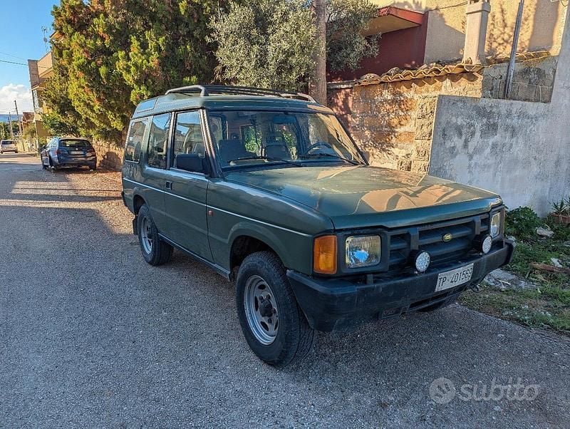 Verde Usata 1992 Land Rover Discovery SUV | 7200 € - Immagine 1/4