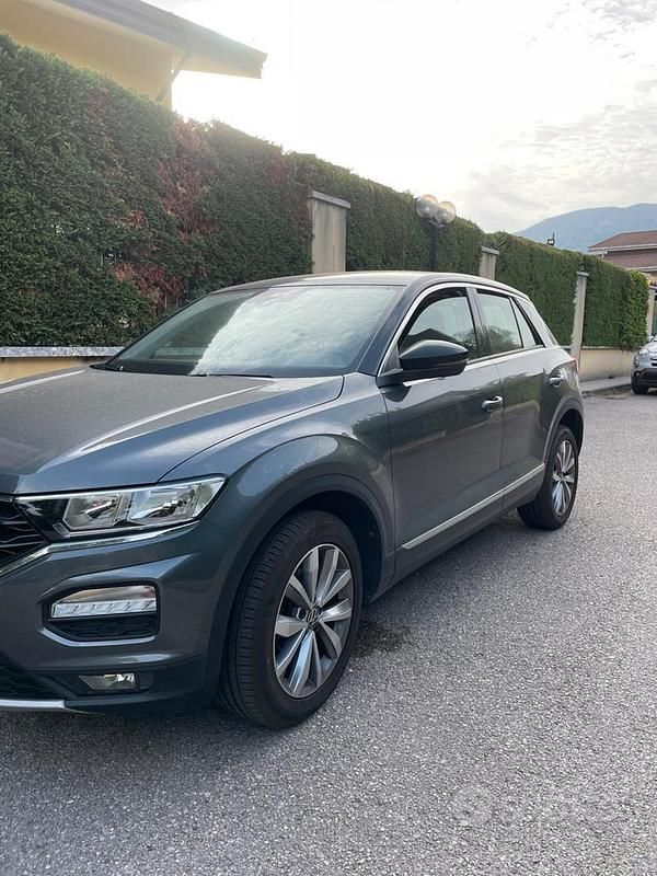 Usata VW T-Roc 2021 Grigio SUV