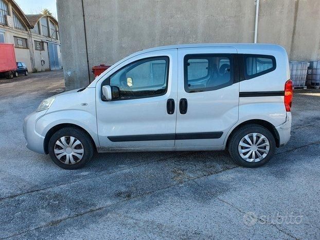 Usata Fiat Qubo Dynamic 75 CV (55 kW) 2009 Grigio Monovolume