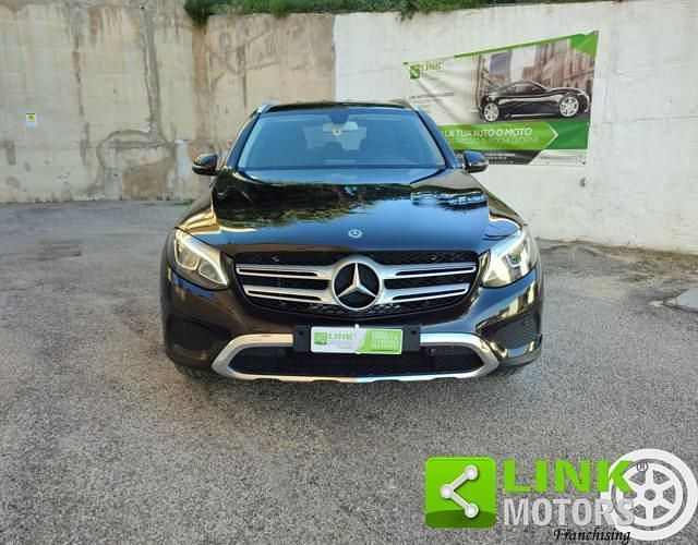 Usata Mercedes GLC220 Business 170 CV (125 kW) 2017 Nero SUV