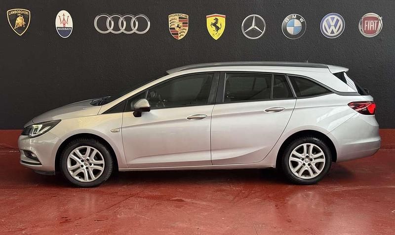 Usata Opel Astra Innovation 110 CV (80 kW) 2016 Argento Station wagon