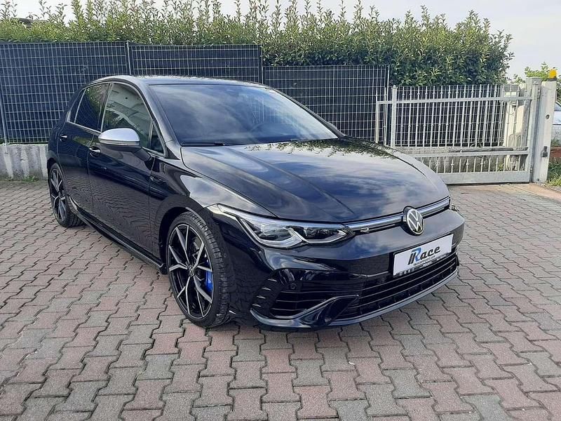 Usata VW Golf VIII R 320 CV (235 kW) 2023 Nero Berlina