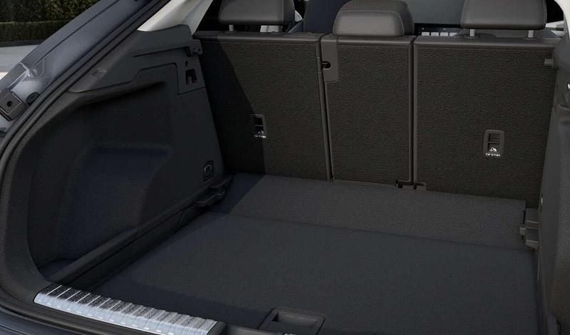 Nuova Audi Q3 Sportback Ambiente 150 CV (110 kW) 2026 Grigio daytona SUV