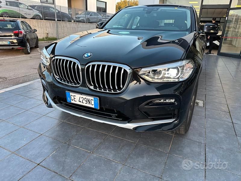 Nero Usata 2021 BMW X4 M Sport SUV | 35.900 € (Ottimo prezzo) - Immagine 1/4