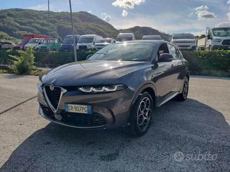 Usata Alfa Romeo Tonale Ti 131 CV (96 kW) 2023 Grigio SUV