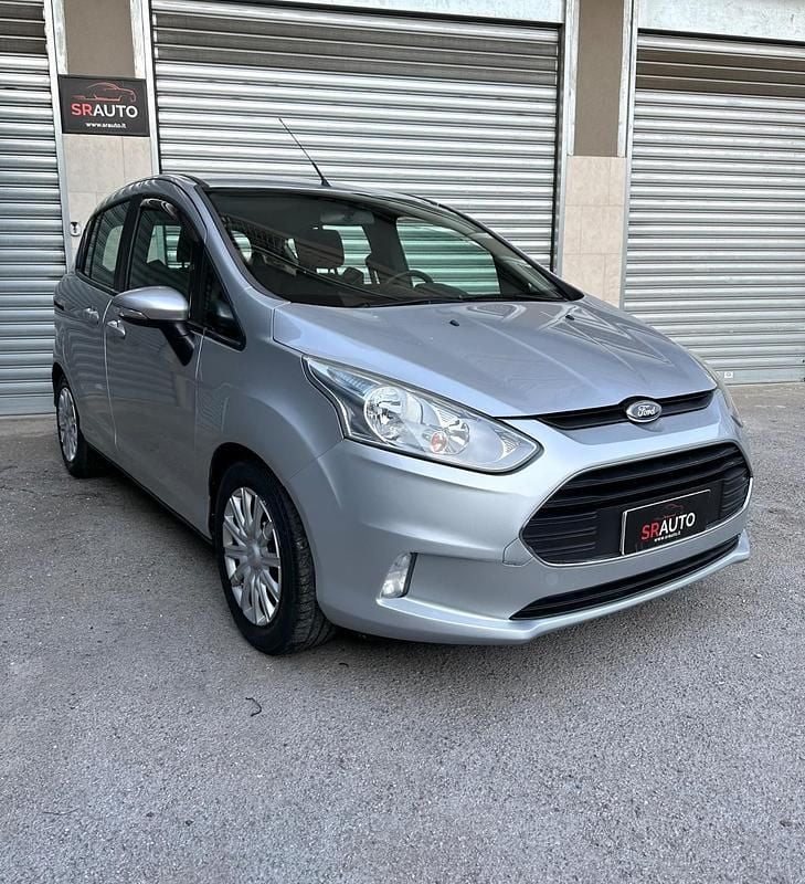 Usata Ford B-MAX Individual 95 CV (69 kW) 2015 Grigio Monovolume