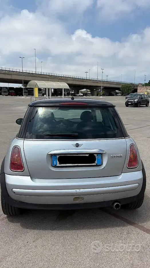 Usata Mini Cooper 116 CV (85 kW) 2002 Grigio Utilitaria
