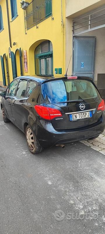 Usata Opel Meriva 95 CV (69 kW) 2012 Monovolume