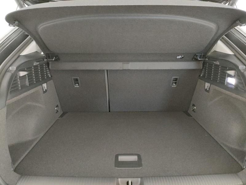 Nuova Audi Q2 S-Line 150 CV (110 kW) 2026 Grigio SUV