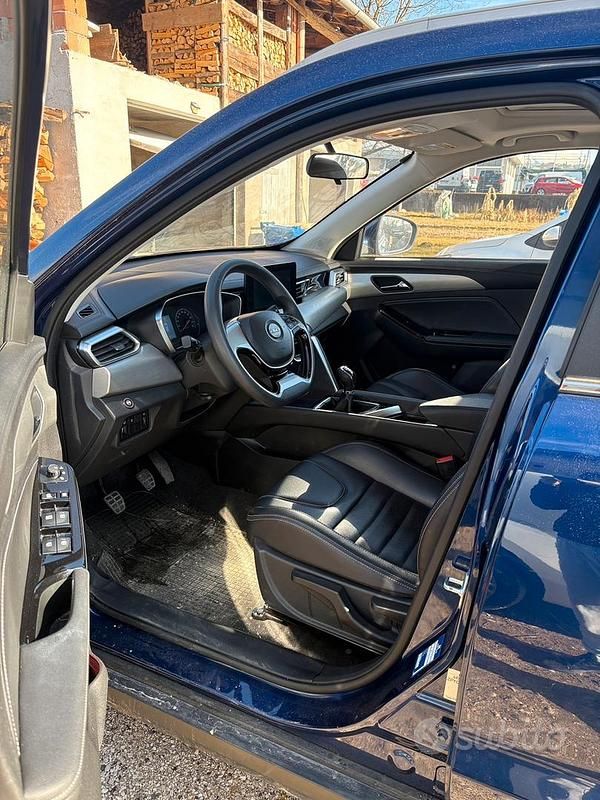 Usata EVO Evo 5 127 CV (93 kW) 2023 Blu SUV