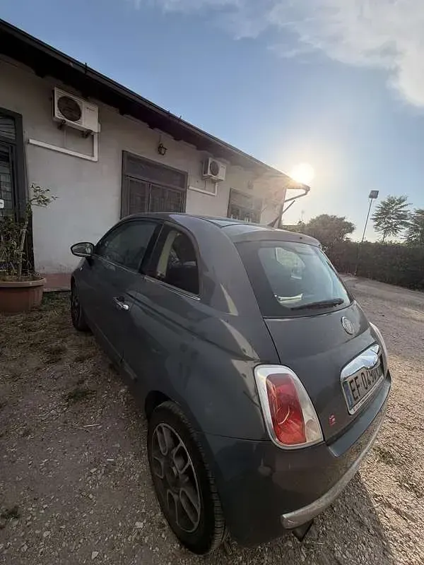 Usata Fiat 500 75 CV (55 kW) 2010 Grigio Utilitaria